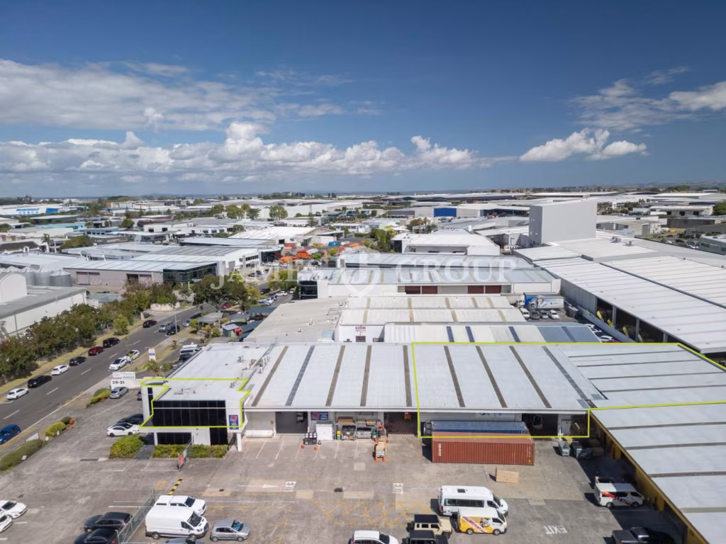 Medium Stud Industrial With Maf-approved Yard