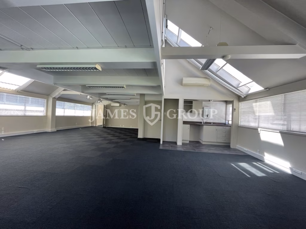 Spacious Tenancy With Excellent Accessibility