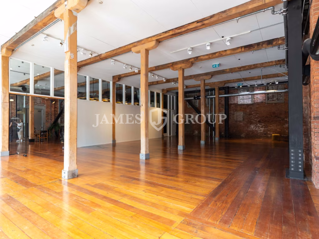 165m² Office Space With Flexible Lease Options