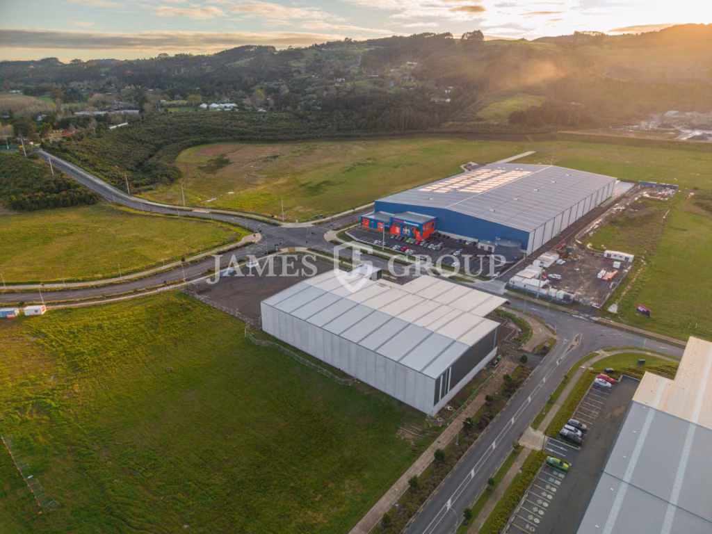 Drive Through, High Stud And Brand New – Dsx