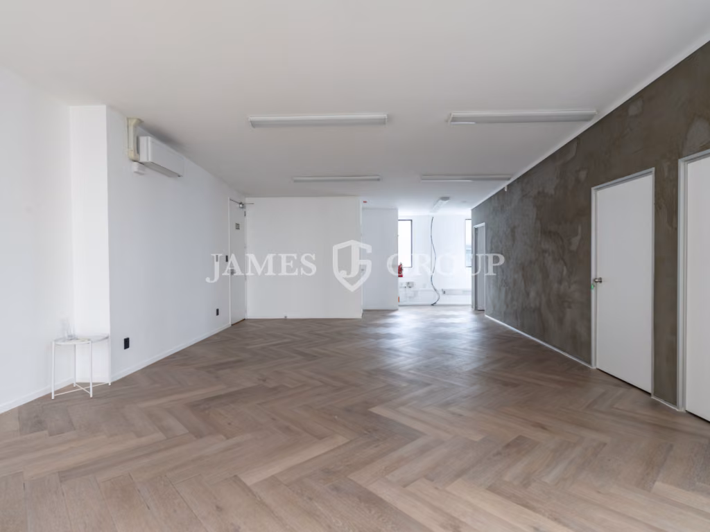 Versatile Parnell Office