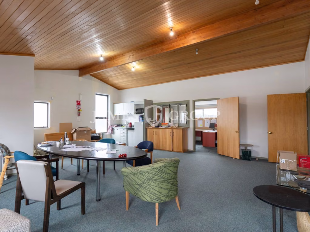 Kelston Warehouse + Parking | Refurb Underway