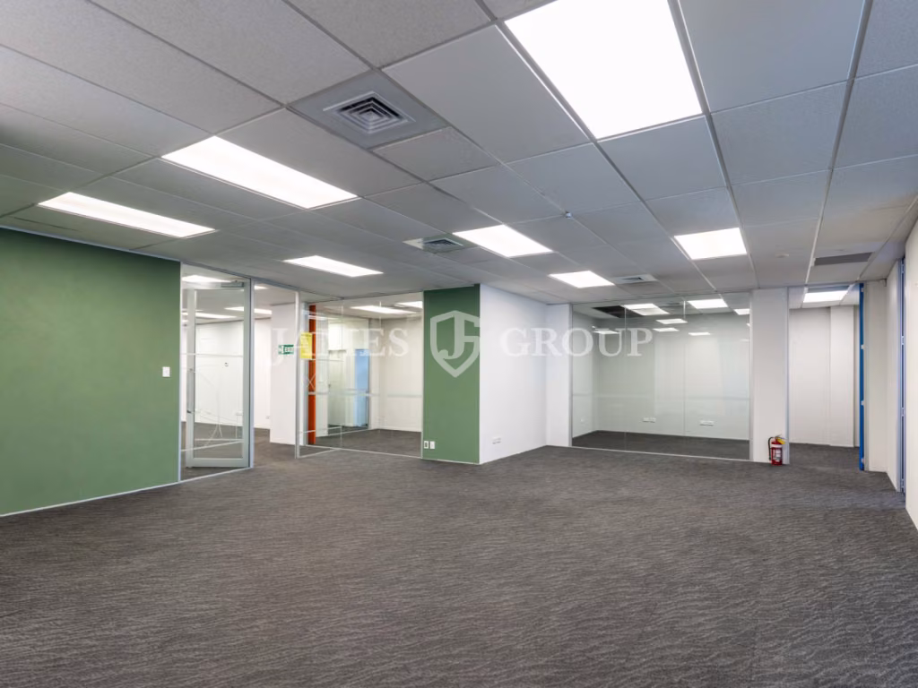 Expansive Kingsland Office Coming Q4 2026