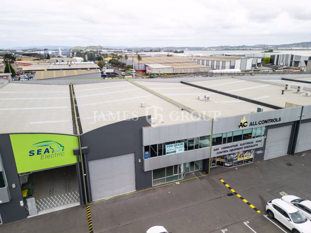 Road Front Otahuhu Warehouse – 804sqm