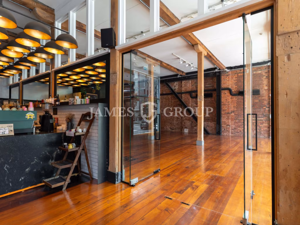 165m² Office Space With Flexible Lease Options