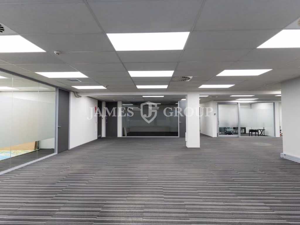 Highly Visible Office Opportunity In Epsom