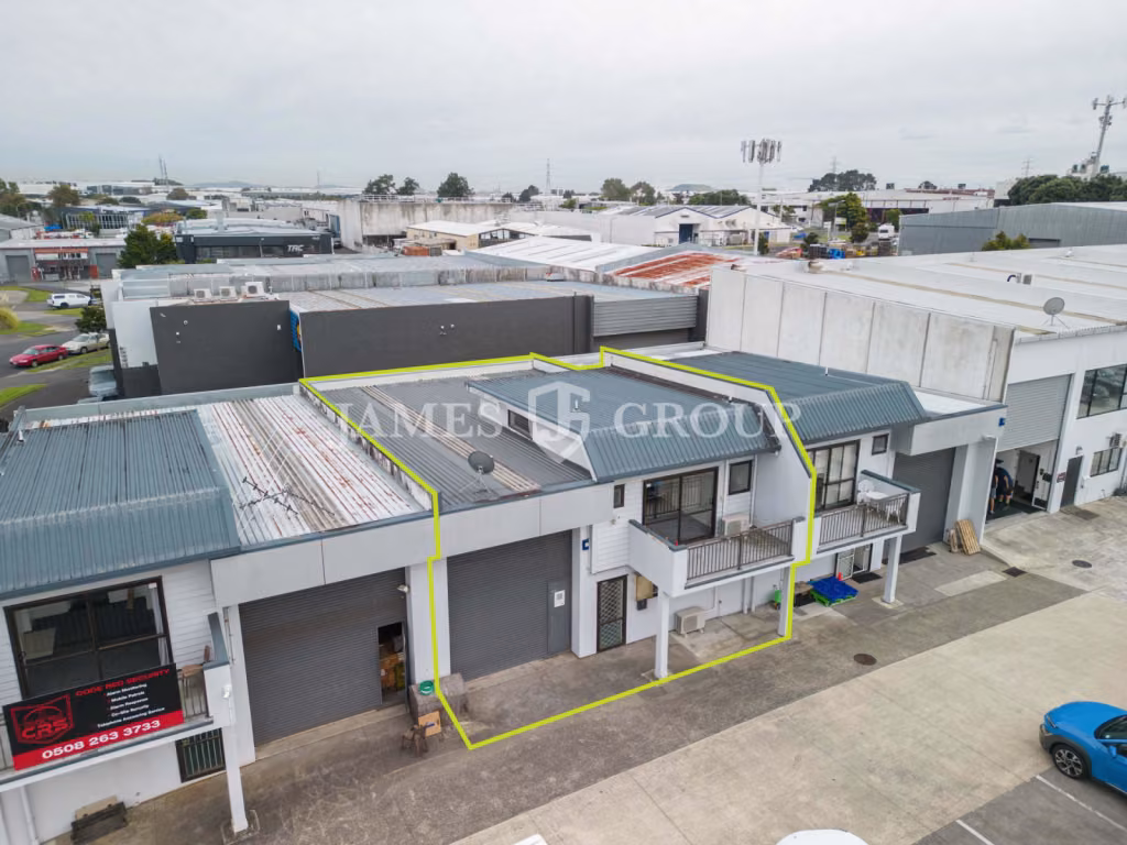 Tidy East Tamaki Unit For Sale | 208m²