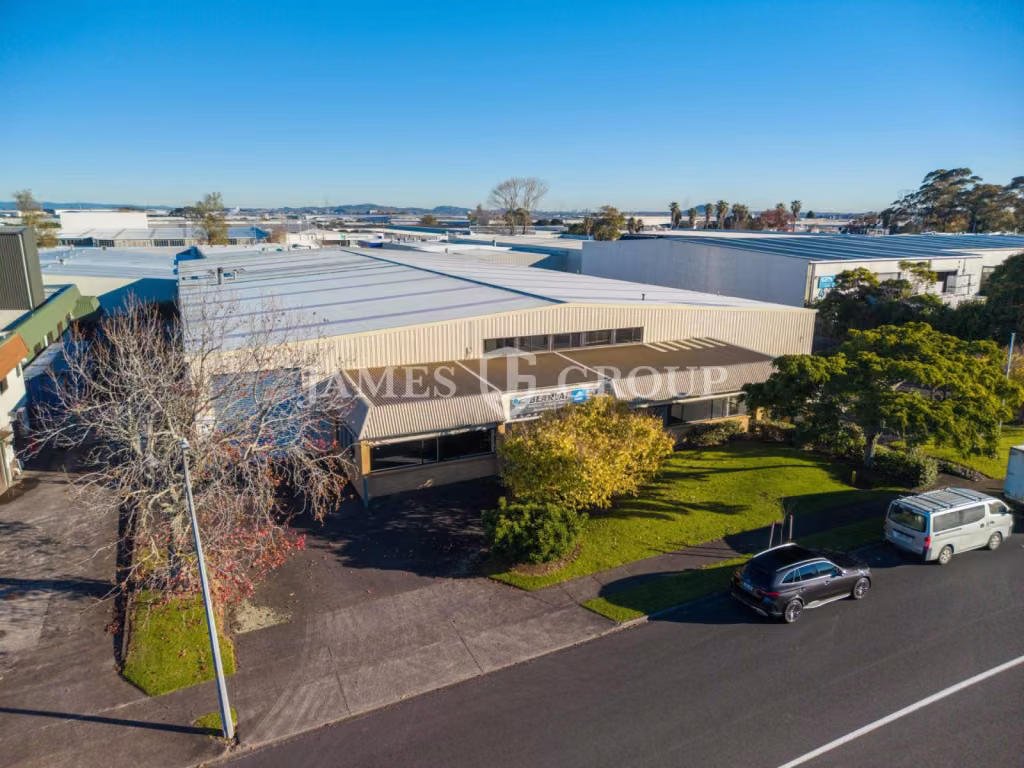 Versatile Industrial Warehouse | 1,502m²