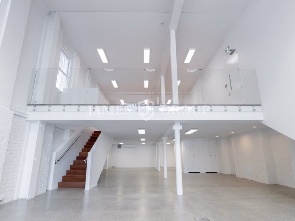 High-stud Office With Prime Exposure