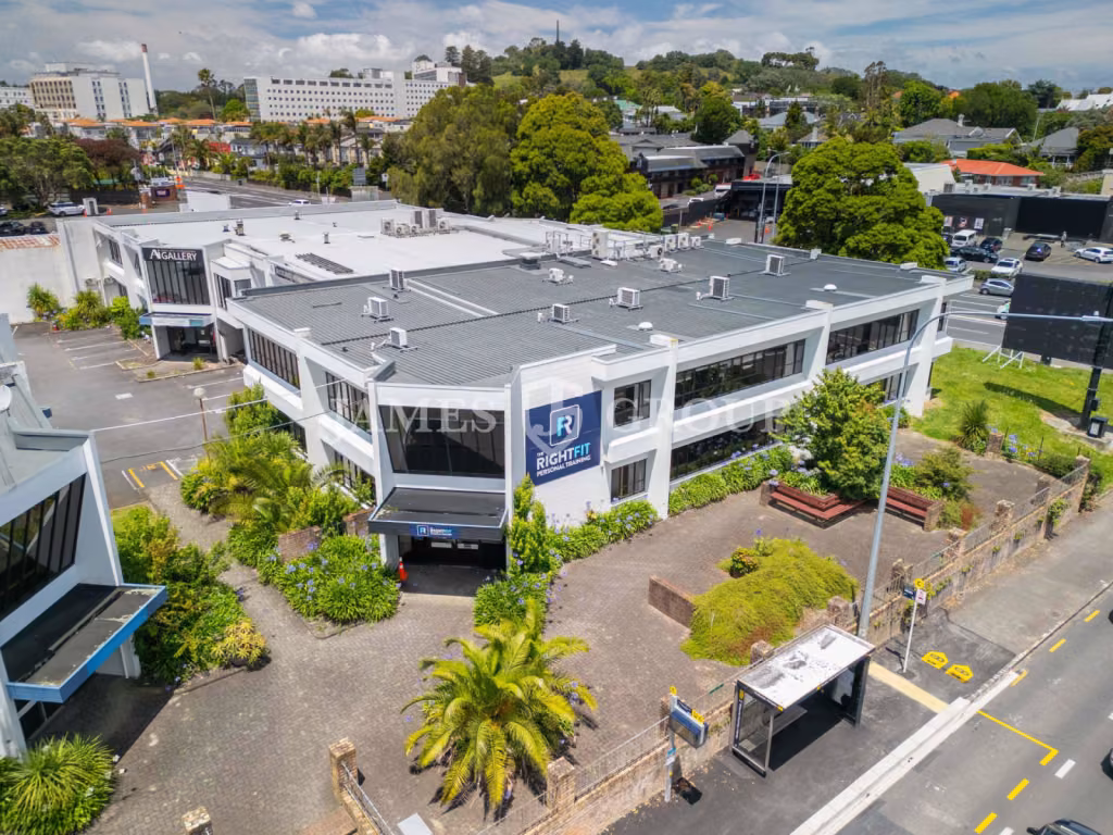 Elevate Your Business At 384 Manukau Road