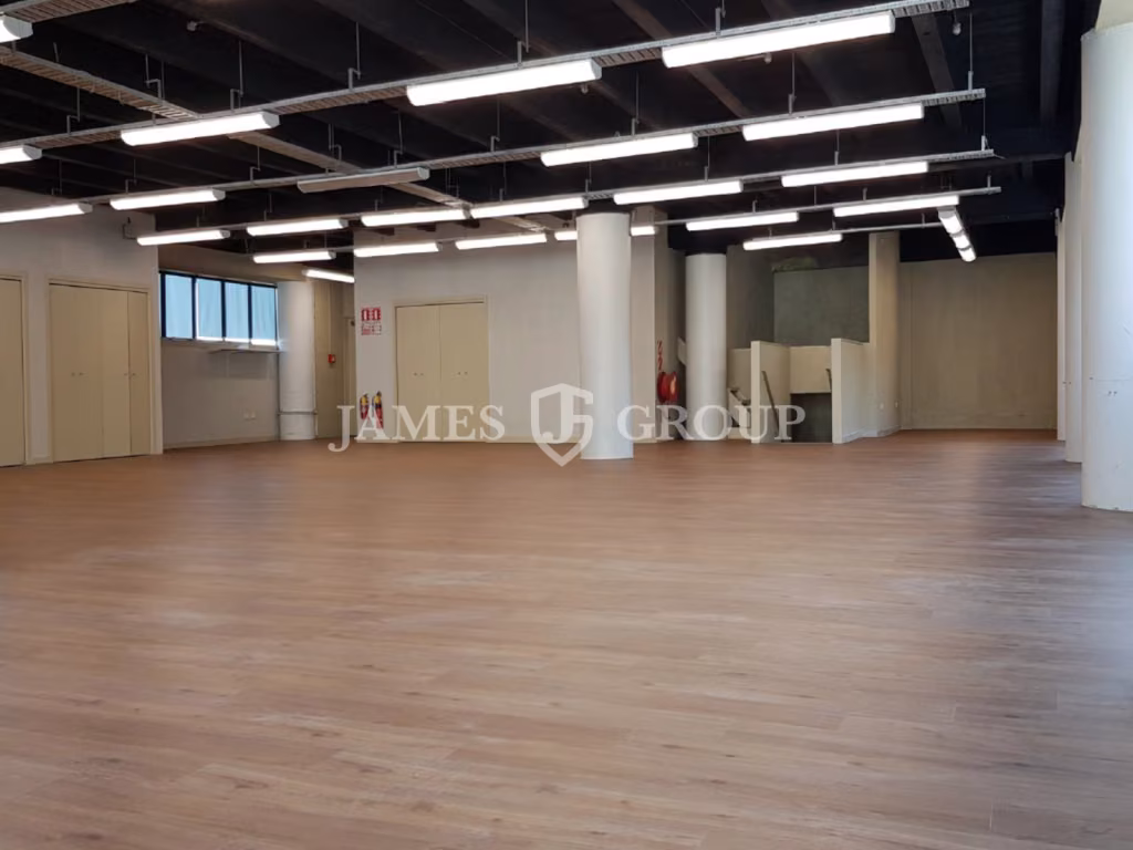 Affordable Ground Floor Showroom/office