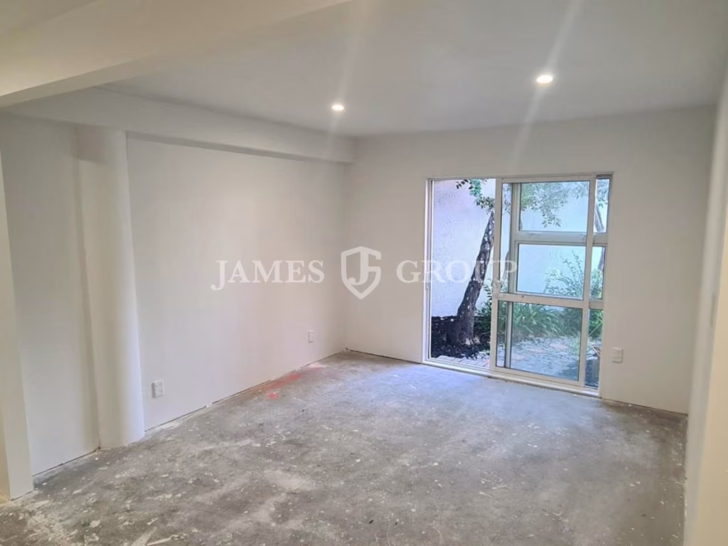 Tucked-away Boutique Retail In Remuera