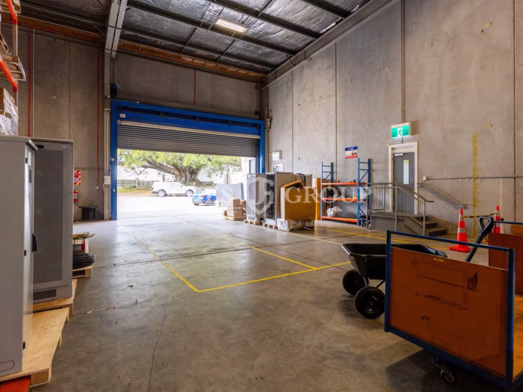 2,998m² High Stud Warehouse | 5,612m² Secure Yard