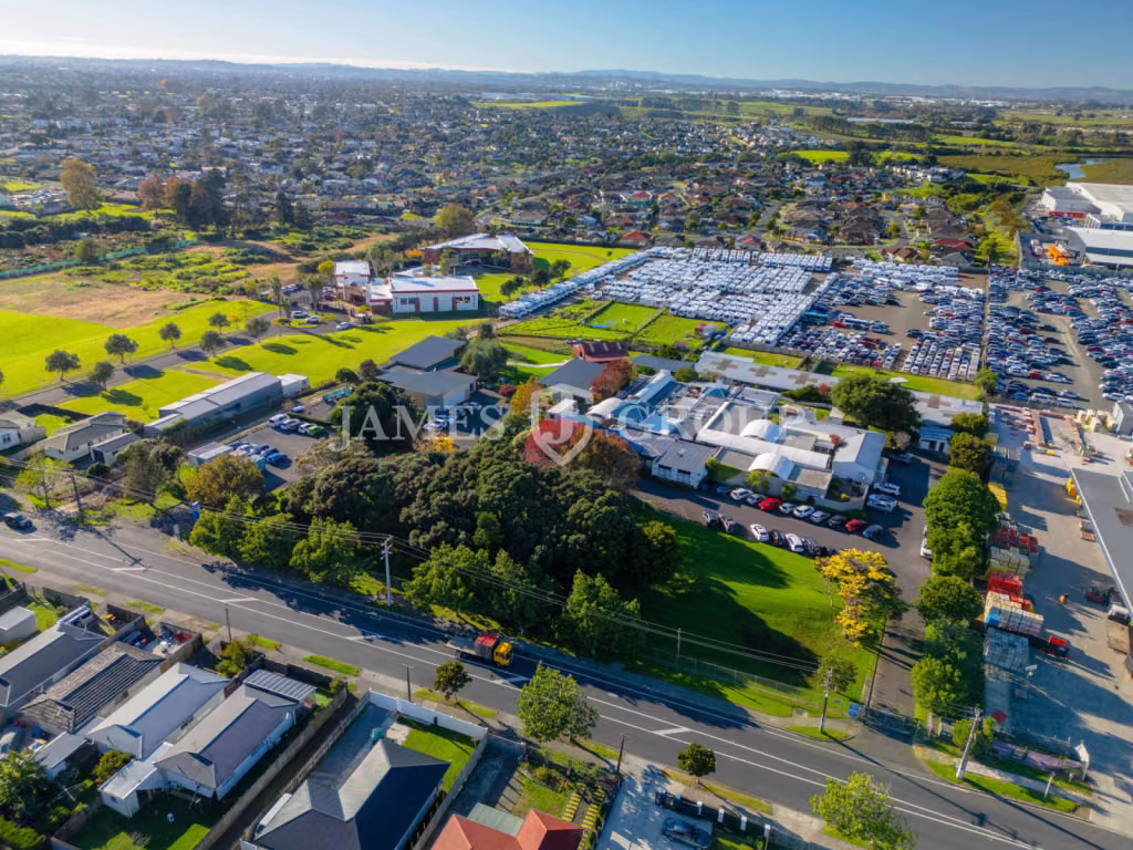 Large-scale Yard Solutions In Mangere