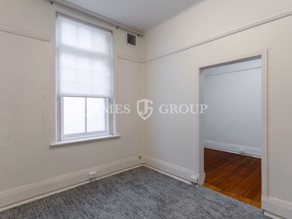 Versatile Ground Floor Space With Wooden Floors