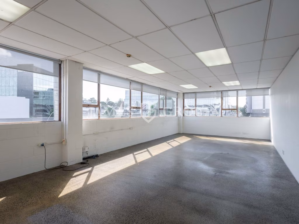 Practical Office In Prime Location