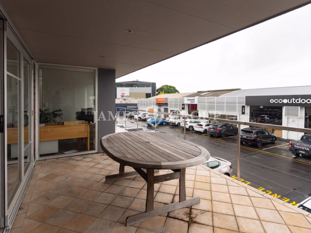 428m² High Quality City Fringe Office