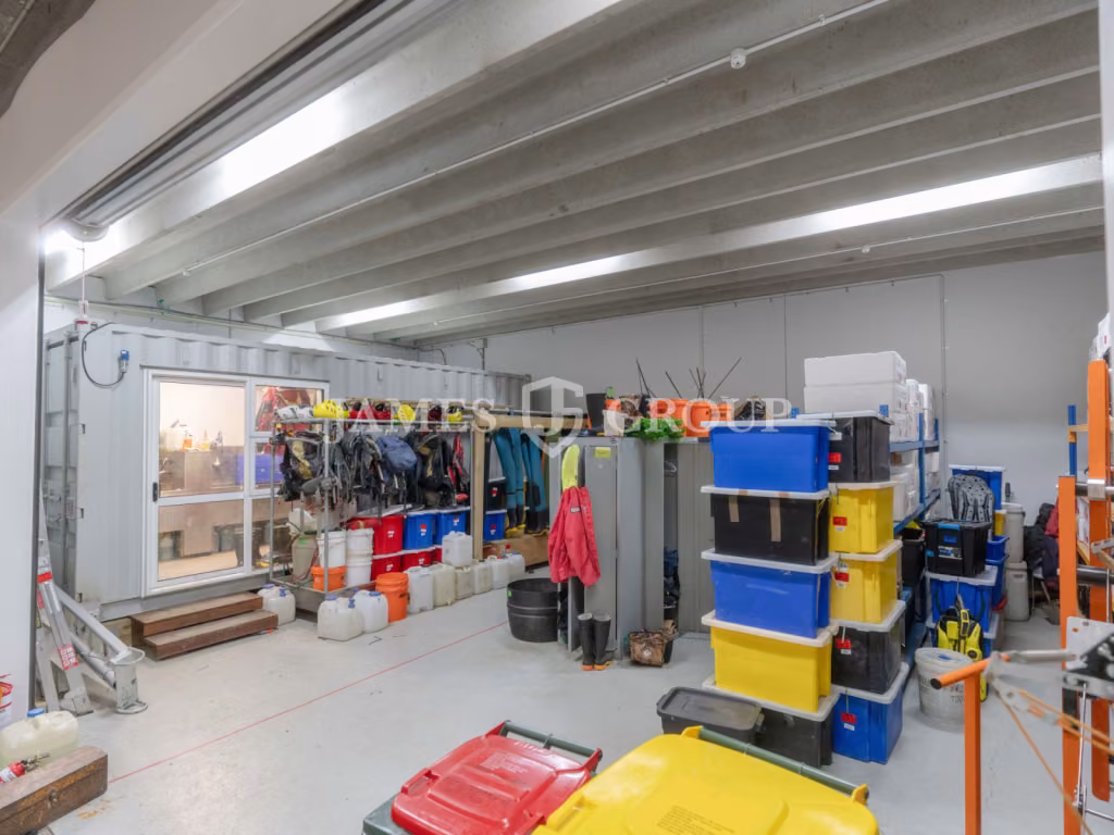 Rare 343sqm City Fringe Warehouse | Stud 3.7m