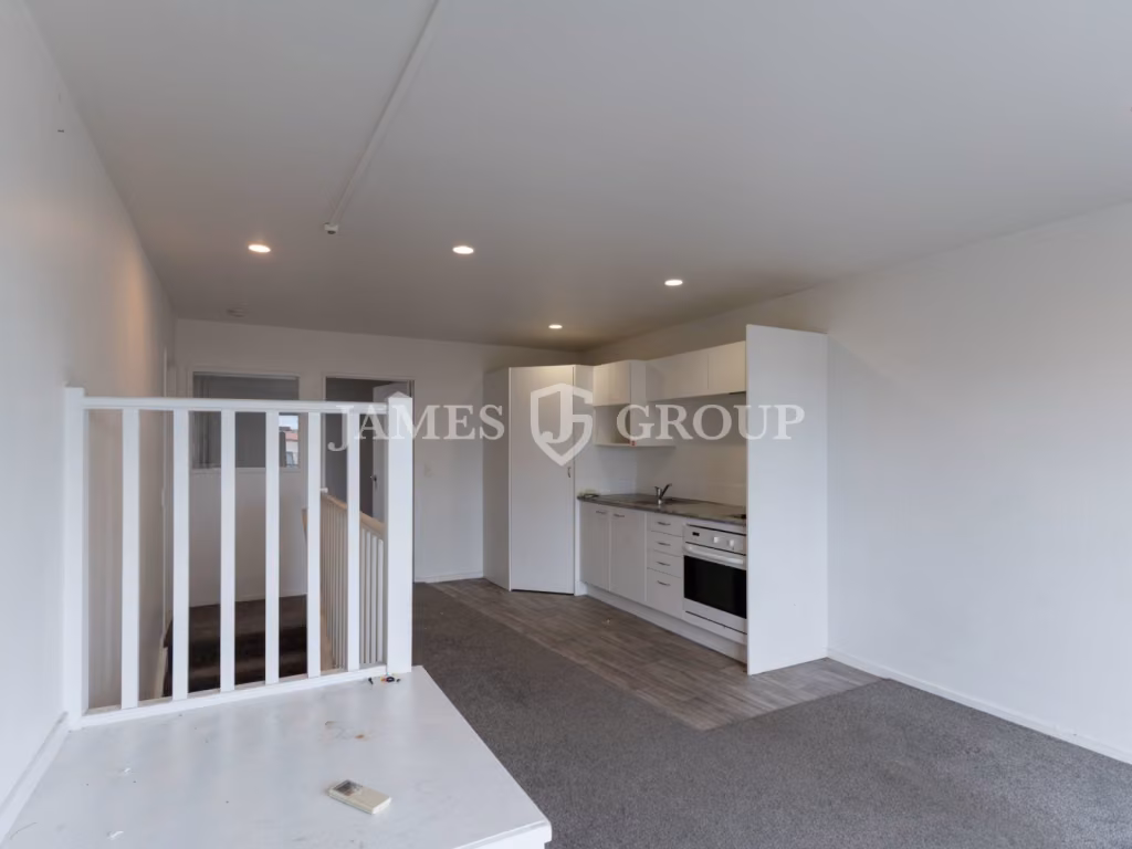 120m² Takanini Unit – Live And Work