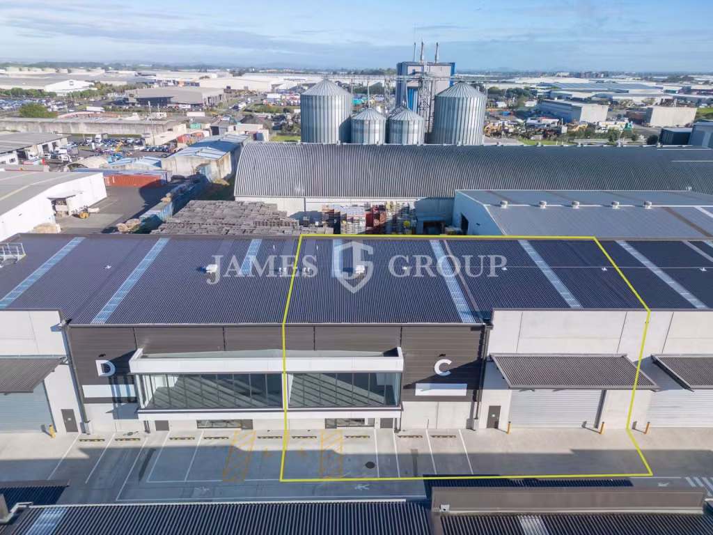 Near New Industrial | 12 Metre Stud Height