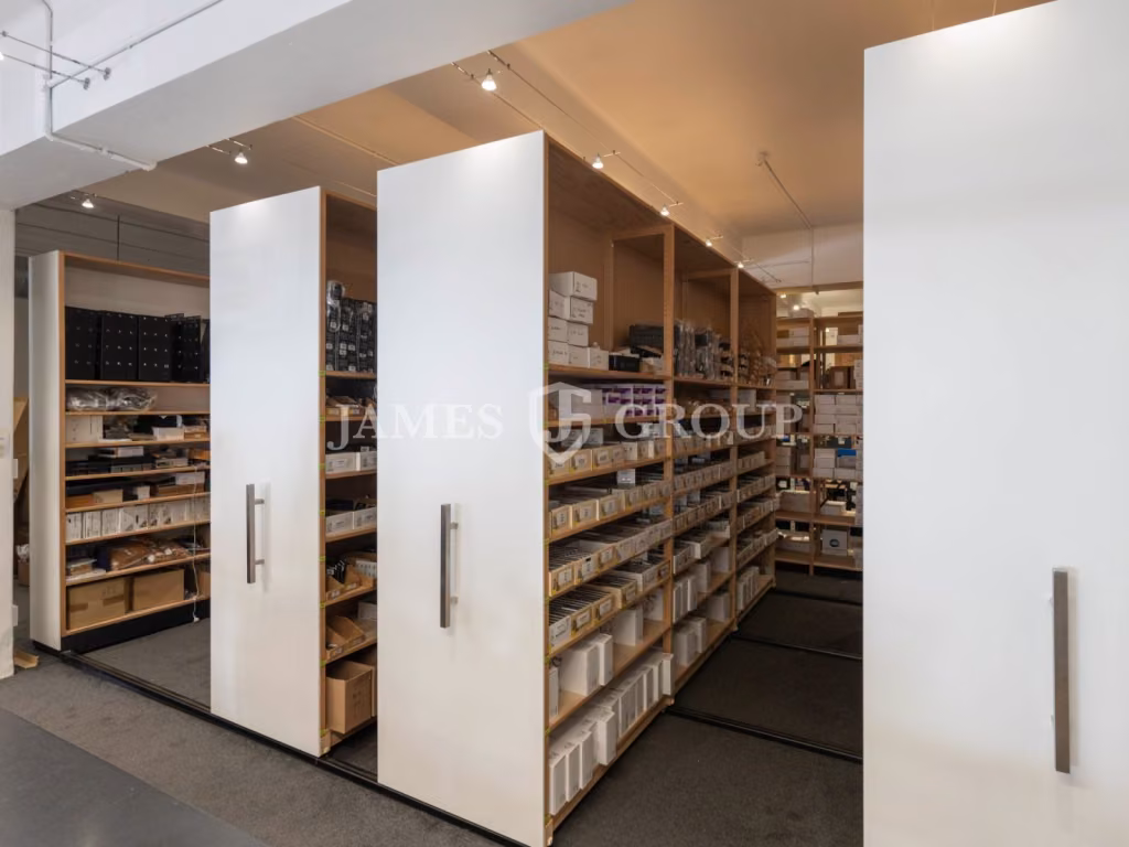 High-visibility Office Lease In  Newmarket
