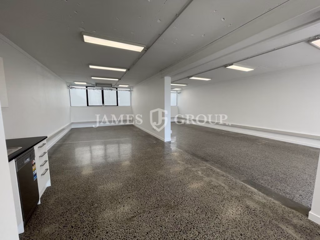 100m² Professional Office Or Medical Suite