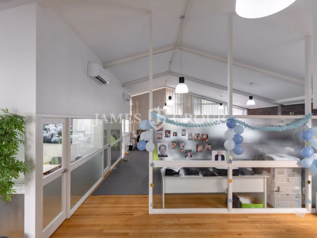 Stunning Eden Terrace Character Office