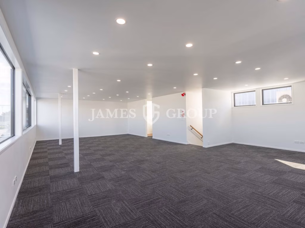 770m² Refurbished Industrial + Showroom