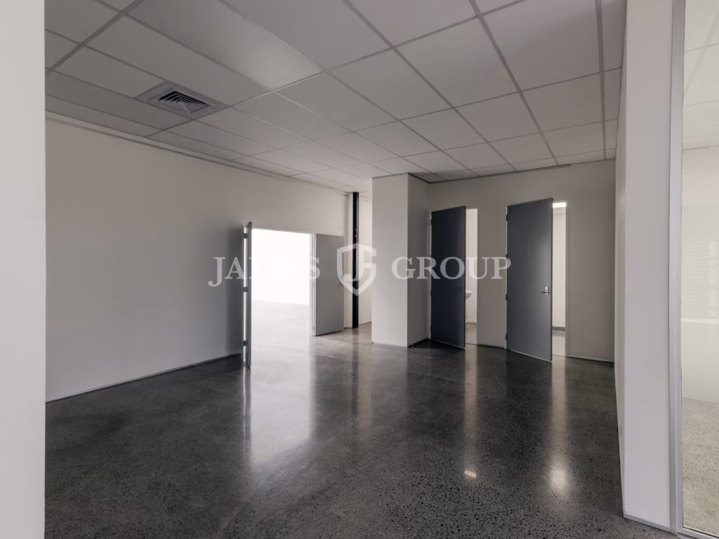 620m² A-grade Penrose Unit | Motorway Profile