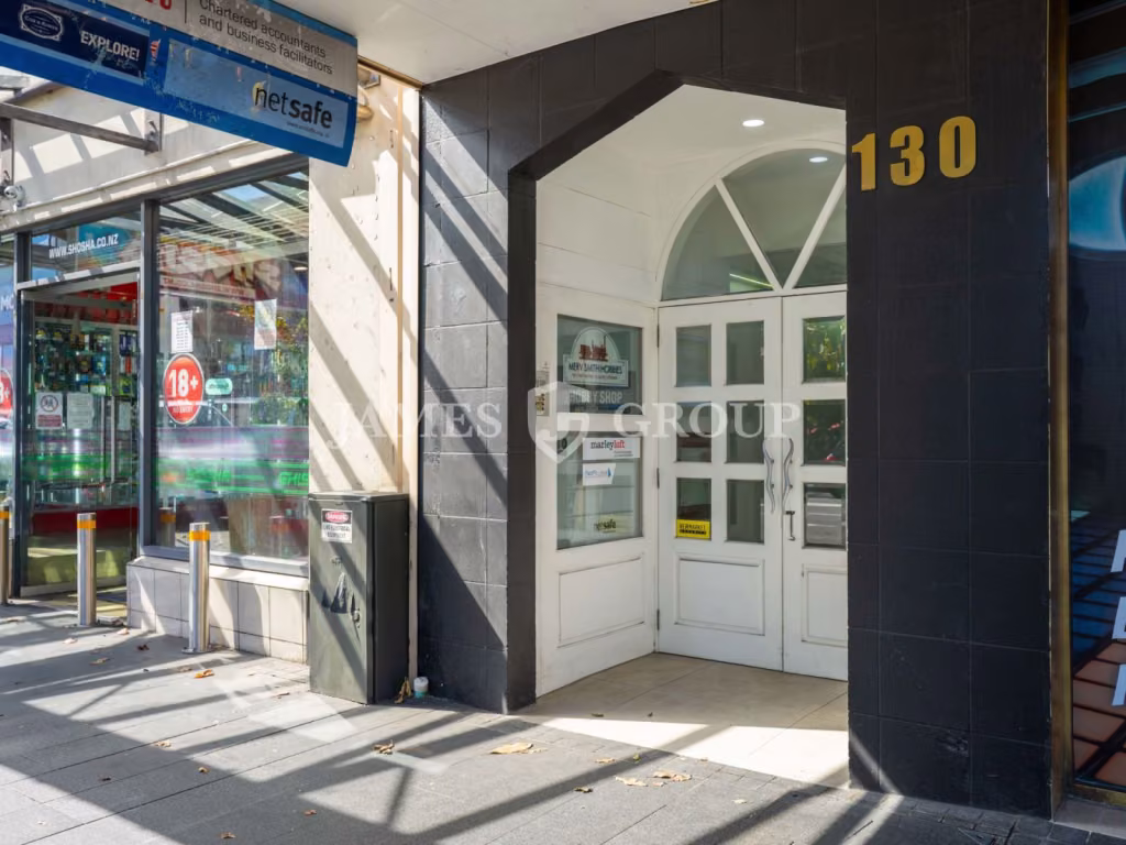 Level 5 Office In The Heart Of Newmarket