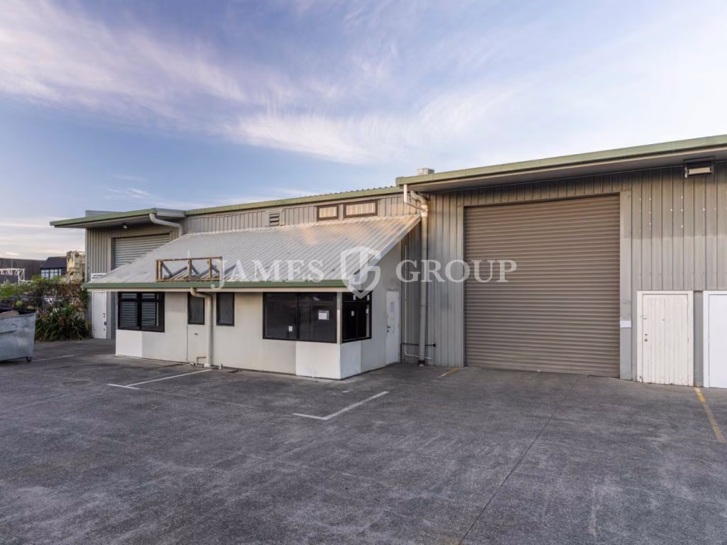 Affordable Secure Unit | Dual Roller Door