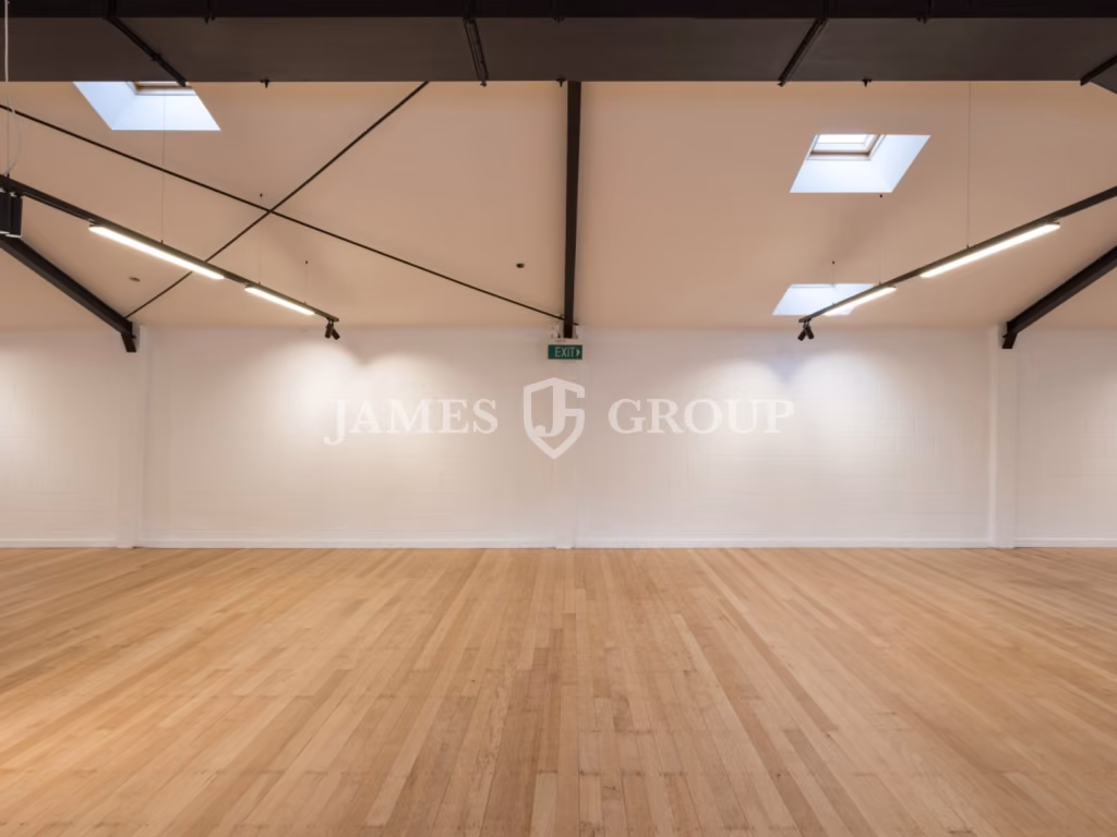 Refurbished Office And Warehouse In Prime Grafton