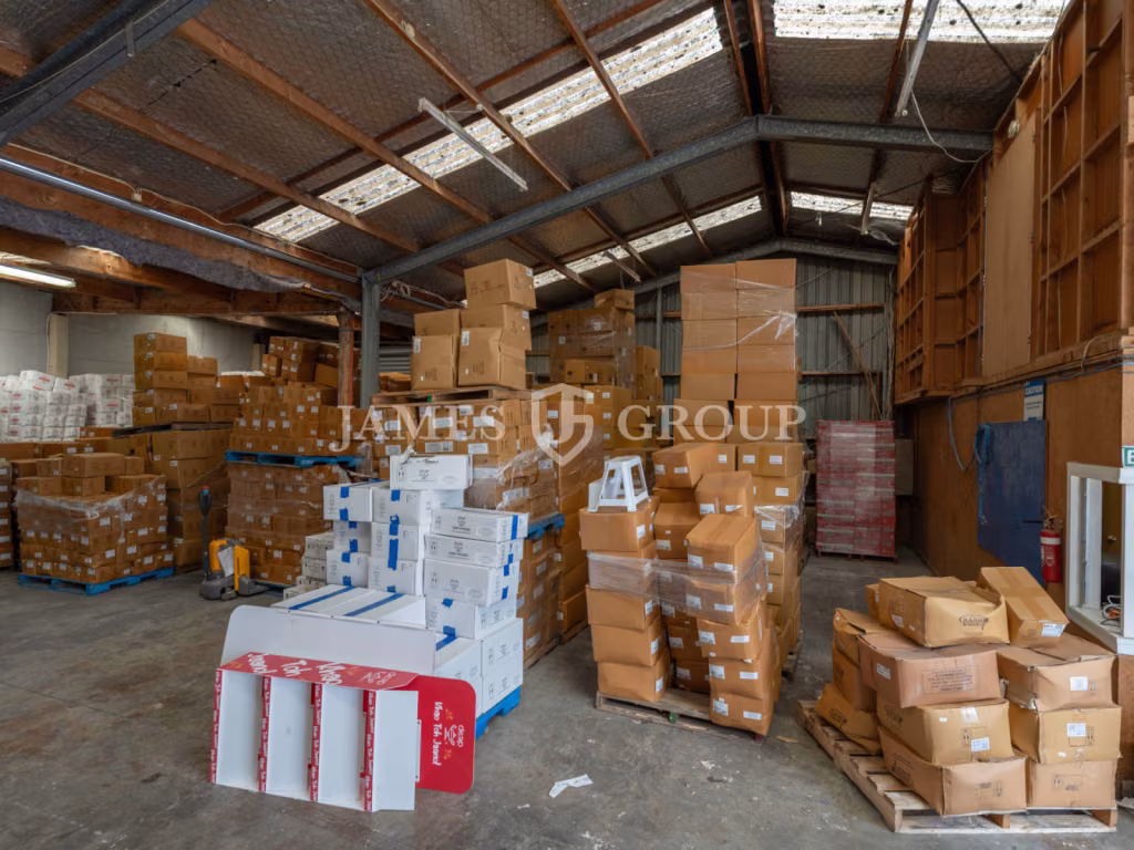 Mangere Industrial With Room To Grow