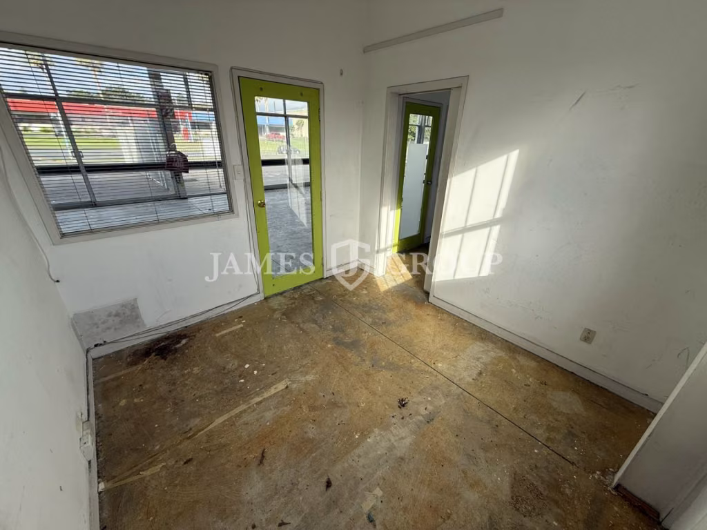 High Profile Secure Yard + Retail Area