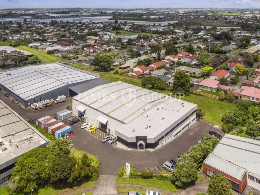 2,013m² Functional Mt Wellington Facility
