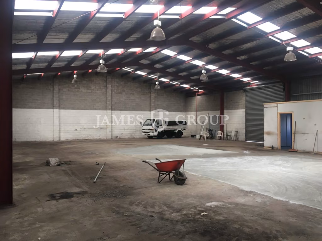 575m² Henderson Warehouse + Gated Yard