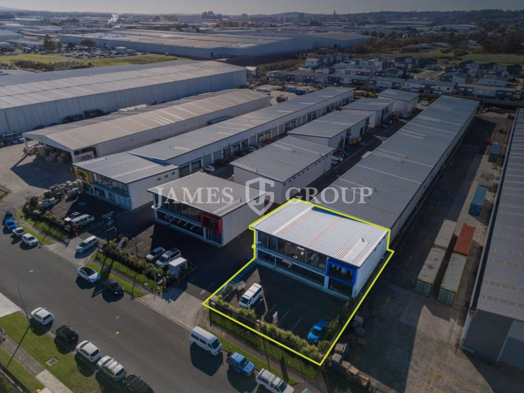 Road Front In Wiri | Gym Tenants Welcome!