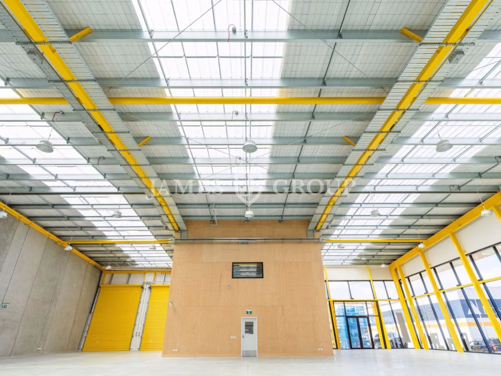961sqm Penrose Retail With Massive Profile