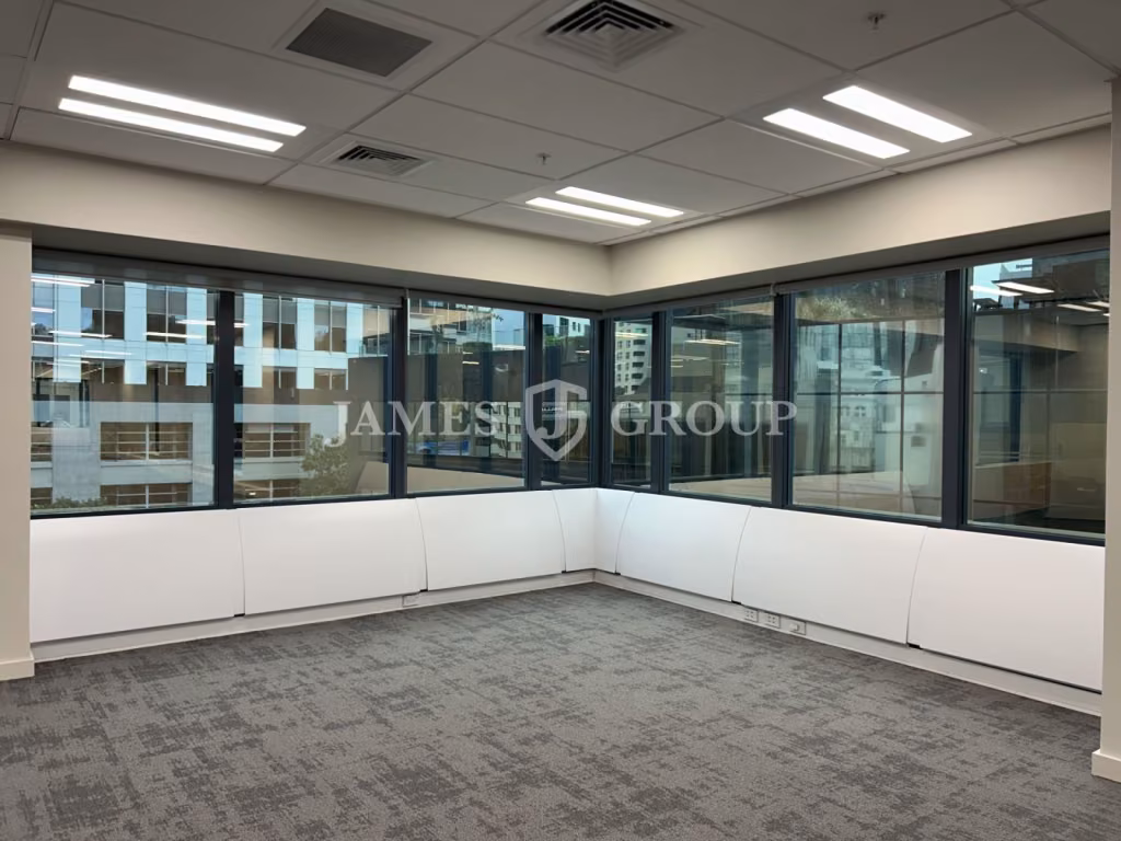 Modern Corner Office – Shortland Street