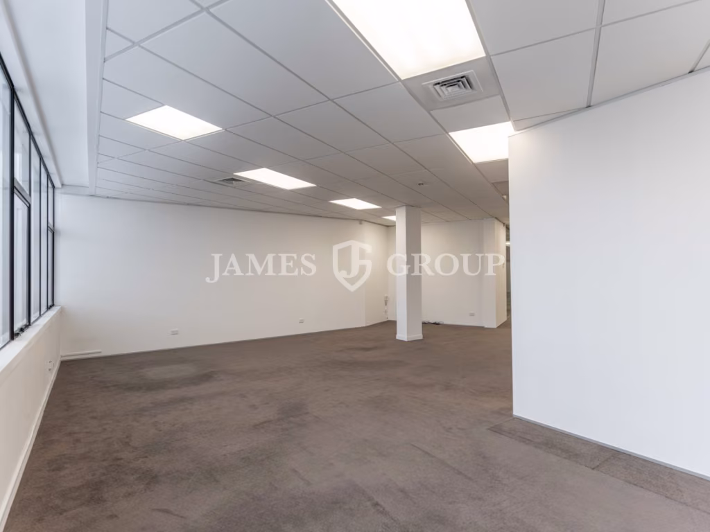 Functional Level 1 Office In Prime Newmarket Spot