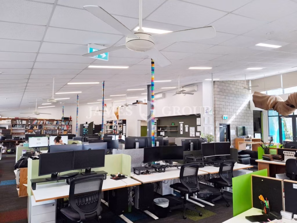 Polished Level 2 Office With Secure 24/7 Access