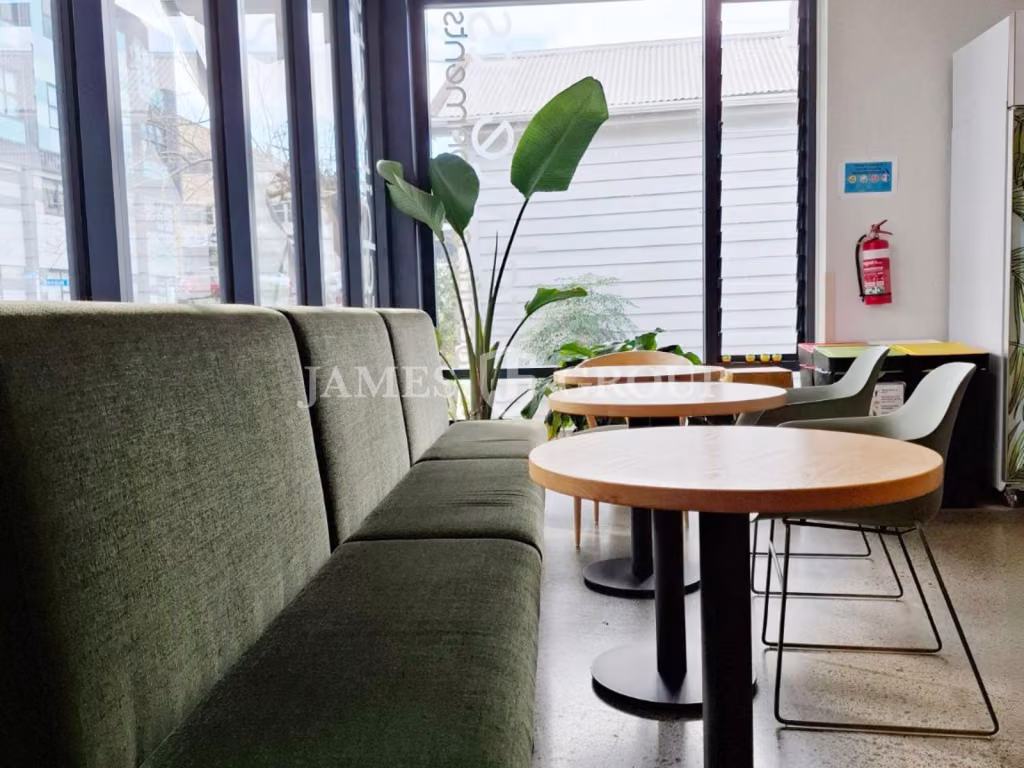 Polished Level 2 Office With Secure 24/7 Access