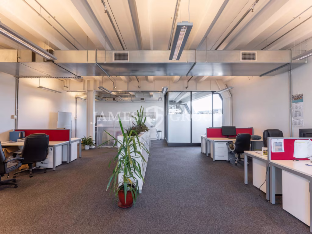 Functional Newmarket Workspace – Available Now