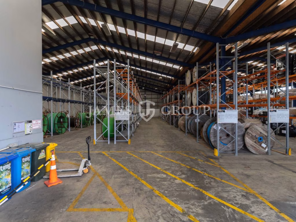 3,378m² Distribution & Logistics Facility |penrose