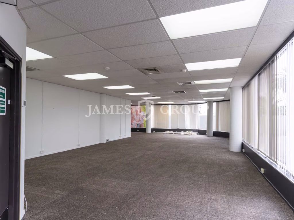 Open-plan Office | Natural Light & Flexible Layout