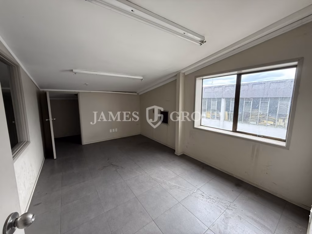 Affordable Warehouse + Minimal Office | 650m²
