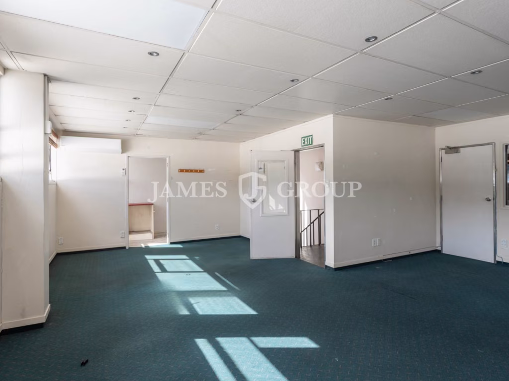 3,802m² Chilled Facility In Prime Penrose