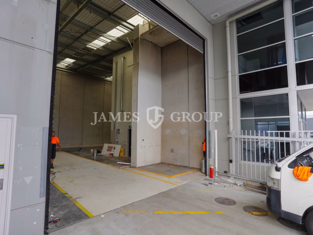 841m² A-grade Unit With Superb Profile