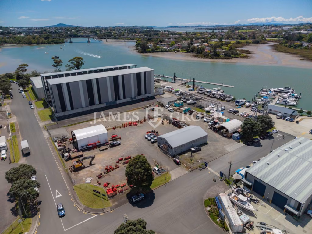 1,180m² Mt Wellington Yard