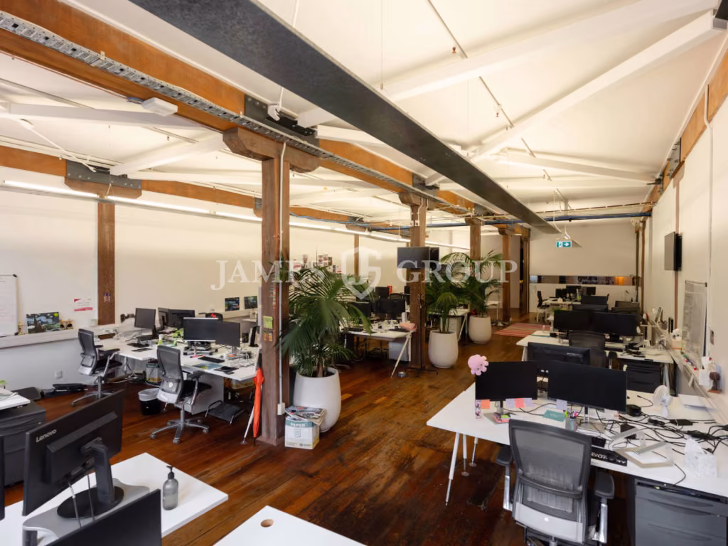 Elevate Your Business In The Saatchi Building